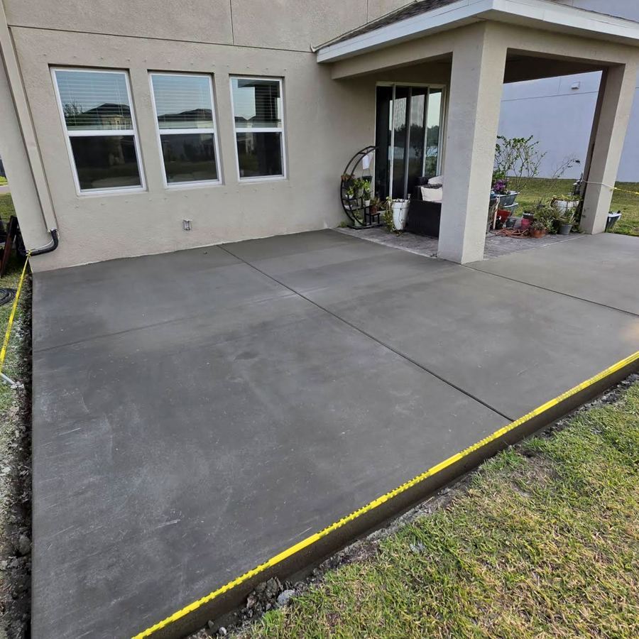 Backyard concrete patio slab